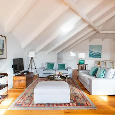 Feels Like Downtown Design Loft